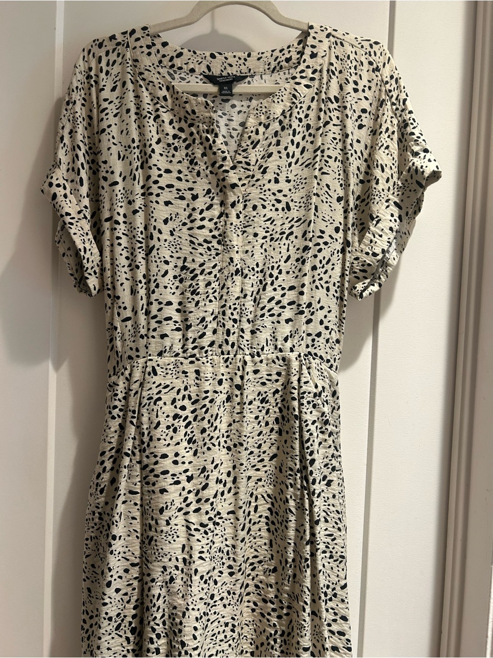 Simply Vera Vera Wang Cream Tunic/Dress with Black Spot Pattern